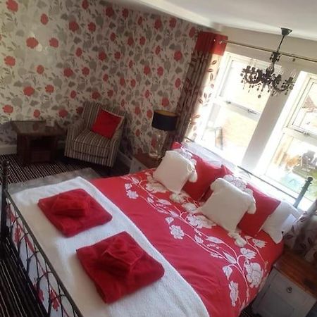 No6 High Street Apartman Edwinstowe Kültér fotó