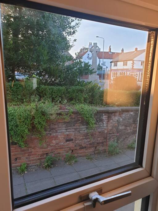 No6 High Street Apartman Edwinstowe Kültér fotó